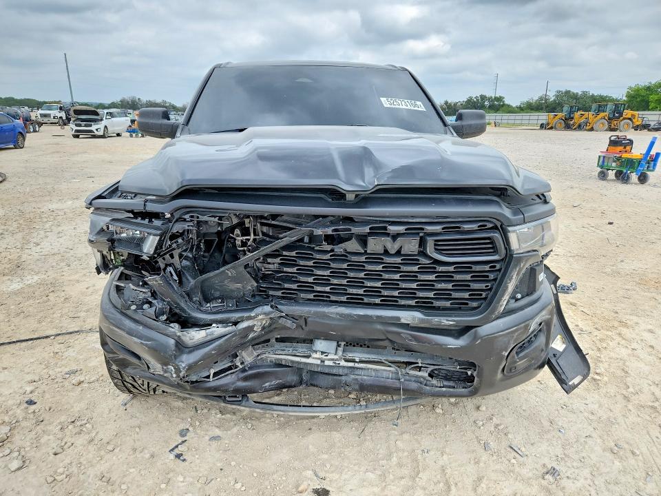 Продаж на аукціоні авто 2025 Ram 1500, vin: 1C6RRFGG3SN666625, номер лоту: 52573166