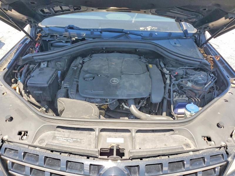 2015 Mercedes-benz Ml მანქანა იყიდება აუქციონზე, vin: 4JGDA5JB5FA514467, აუქციონის ნომერი: 52384976