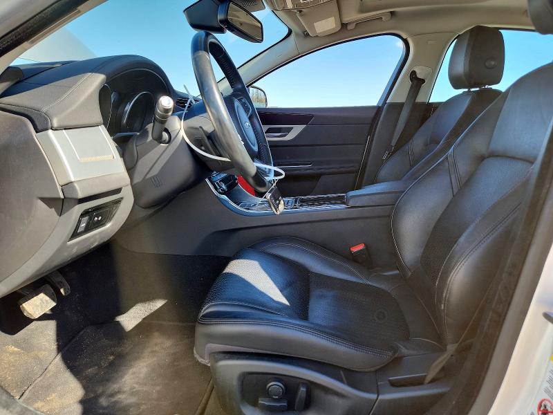 Продаж на аукціоні авто 2016 Jaguar Xf, vin: SAJBK4BV5GCY23875, номер лоту: 51585926