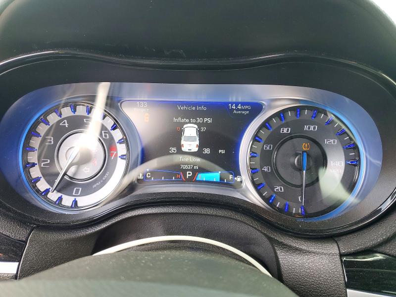 2017 Chrysler 300 მანქანა იყიდება აუქციონზე, vin: 2C3CCAGG6HH512550, აუქციონის ნომერი: 52904436