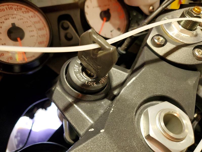 2008 Kawasaki Zx1400 მანქანა იყიდება აუქციონზე, vin: JKBZXNC138A002664, აუქციონის ნომერი: 53773096