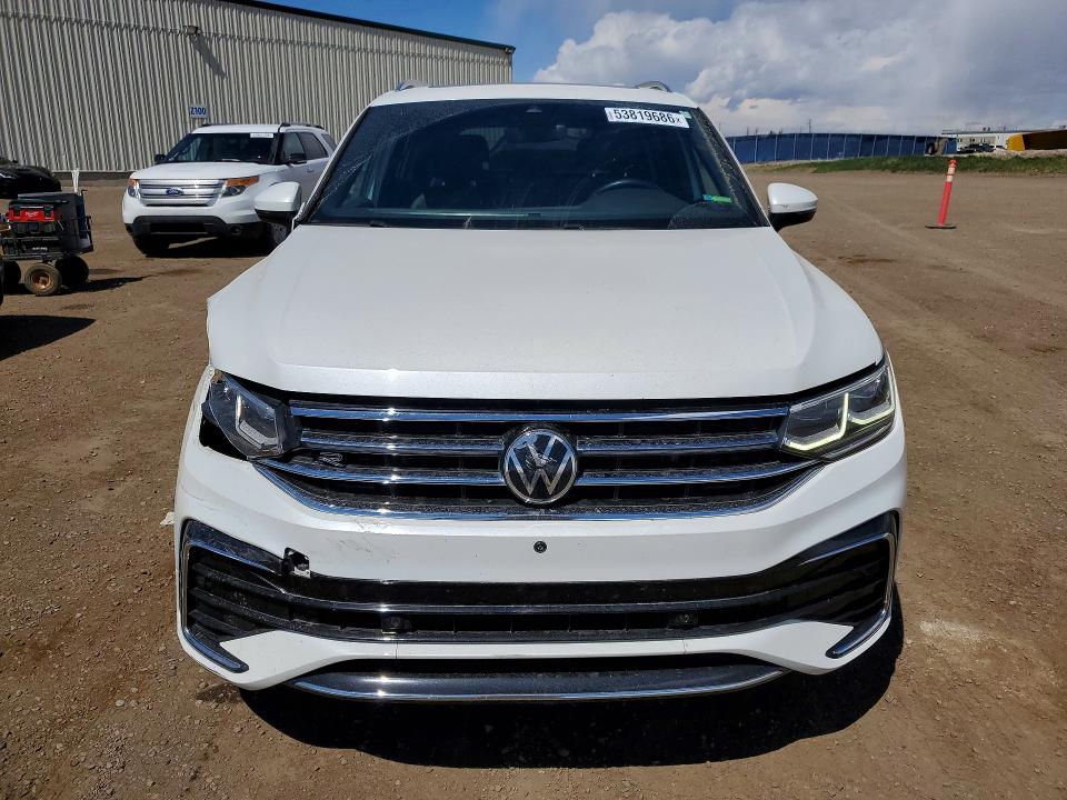 53819686 :رقم المزاد ، 3VV4B7AX6NM007783 vin ، 2022 Volkswagen Tiguan مزاد بيع