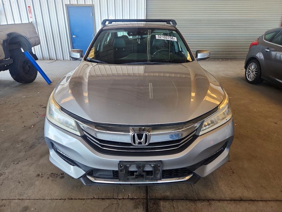 Aukcja sprzedaży 2017 Honda Accord, vin: 1HGCR3F91HA028164, numer aukcji: 52102756
