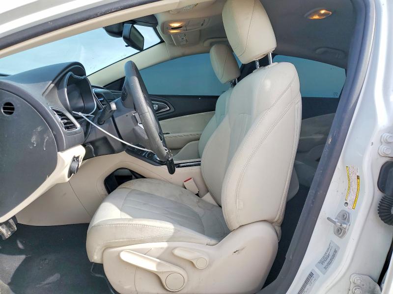 2016 Chrysler 200 მანქანა იყიდება აუქციონზე, vin: 1C3CCCAB2GN183621, აუქციონის ნომერი: 52225236