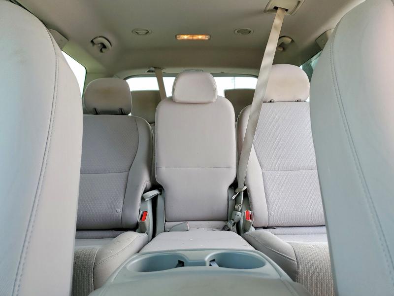 2018 Kia Sedona მანქანა იყიდება აუქციონზე, vin: KNDMB5C13J6373559, აუქციონის ნომერი: 54092416