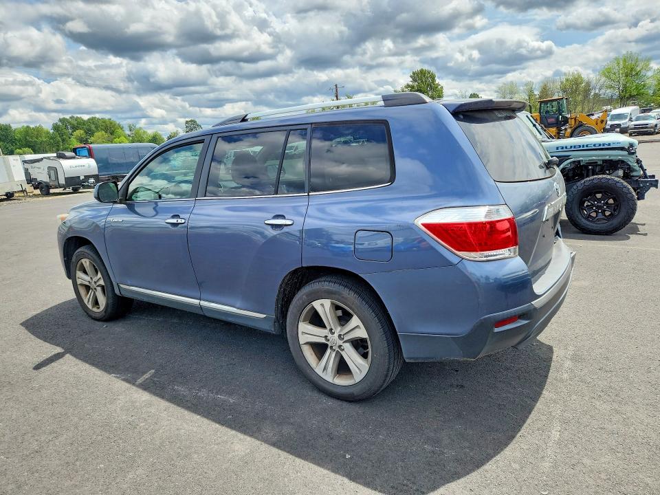 2013 Toyota Highlander მანქანა იყიდება აუქციონზე, vin: 5TDYK3EH4DS103258, აუქციონის ნომერი: 53912096