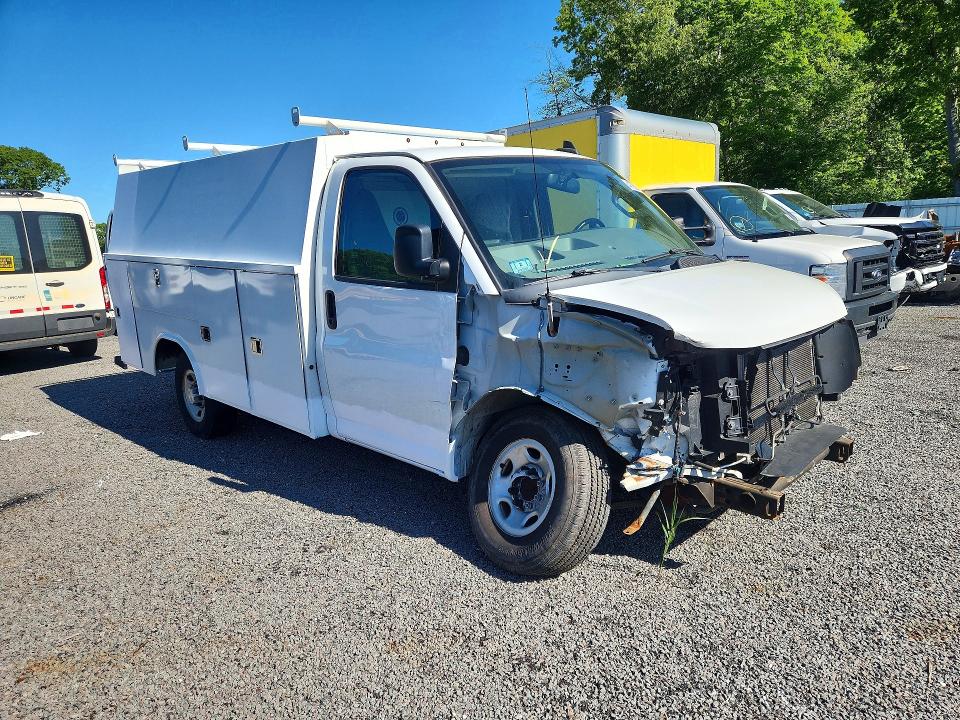 2020 Chevrolet Express მანქანა იყიდება აუქციონზე, vin: 1GB0GRFG9L1272229, აუქციონის ნომერი: 47862406