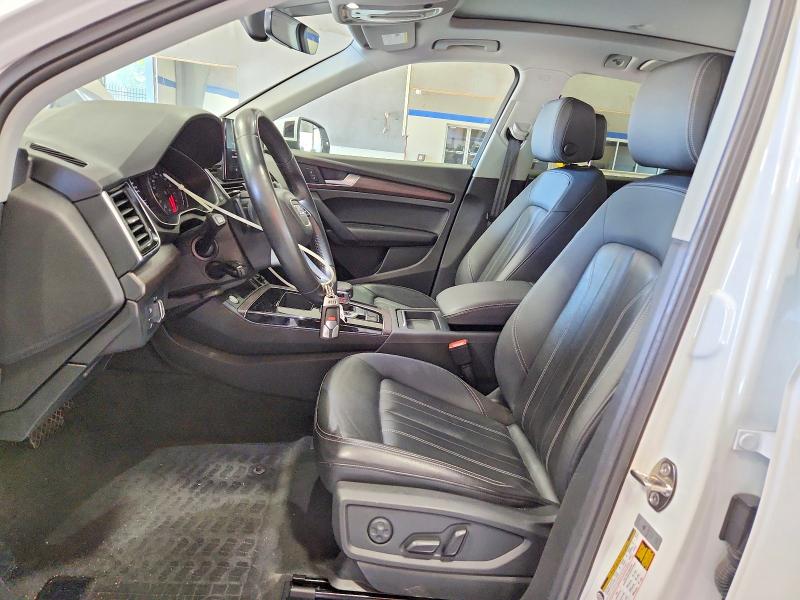 53979366 :رقم المزاد ، WA1AAAFYXM2004209 vin ، 2021 Audi Q5 مزاد بيع