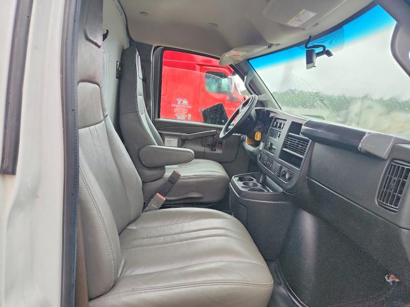 78320675 :رقم المزاد ، 7GZ37TC74NN010174 vin ، 2022 Gmc Savana مزاد بيع