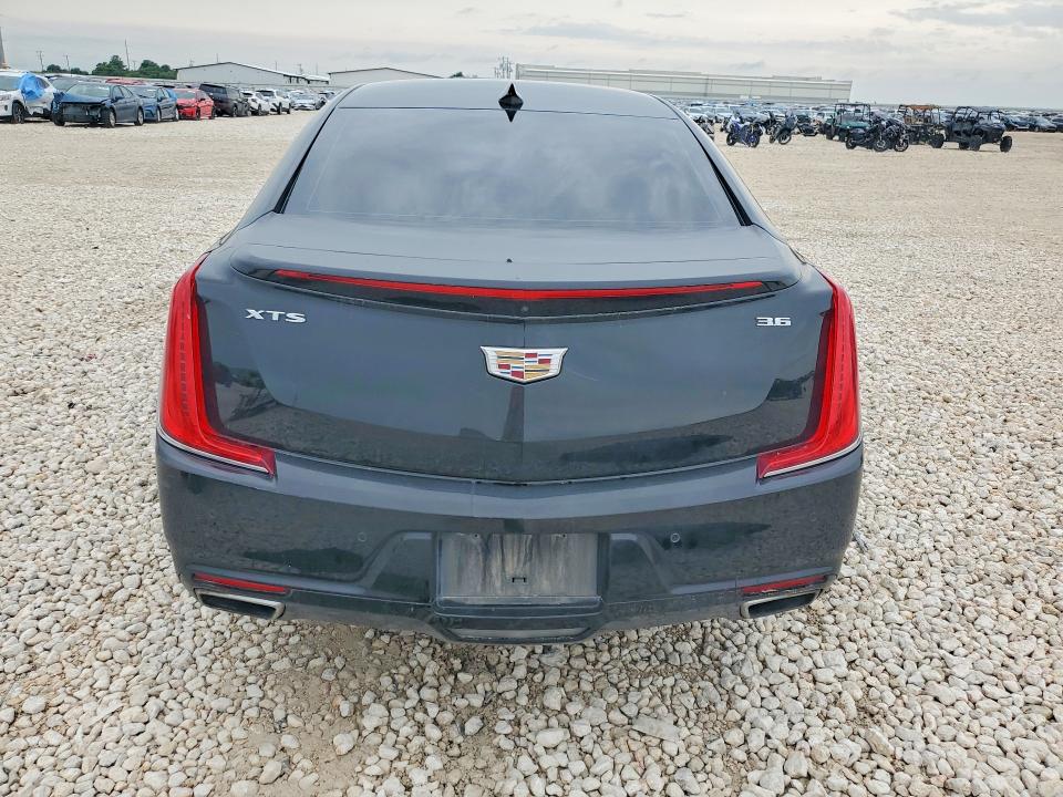 54669366 :رقم المزاد ، 2G61M5S35J9165257 vin ، 2018 Cadillac Xts مزاد بيع