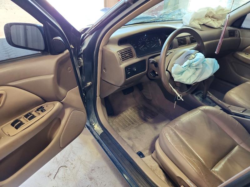 53935506 :رقم المزاد ، 4T1BG28K9WU235175 vin ، 1998 Toyota Camry مزاد بيع