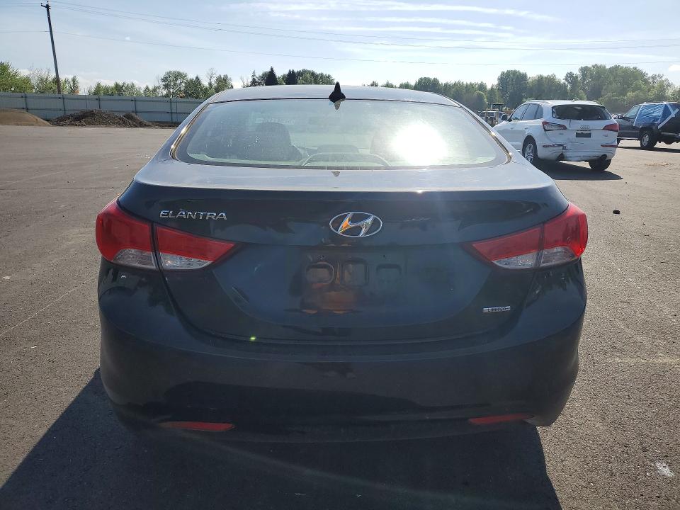 2011 Hyundai Elantra მანქანა იყიდება აუქციონზე, vin: 5NPDH4AE8BH013015, აუქციონის ნომერი: 52947126