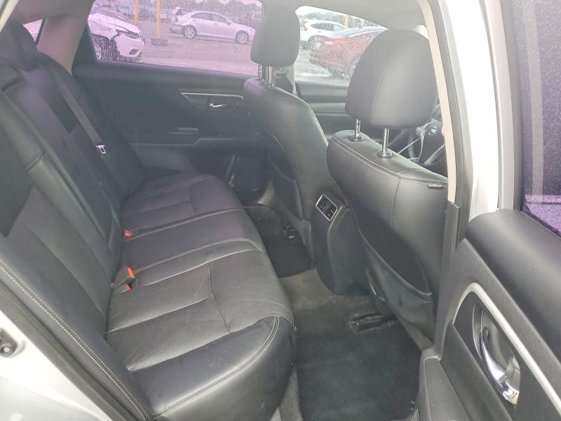 Продажа на аукционе авто 2017 Nissan Altima, vin: 1N4AL3AP1HC275241, номер лота: 52178026