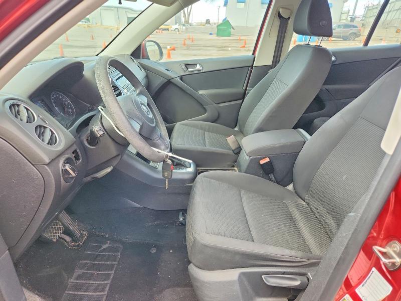54606946 :رقم المزاد ، WVGAV7AX4CW002163 vin ، 2012 Volkswagen Tiguan مزاد بيع