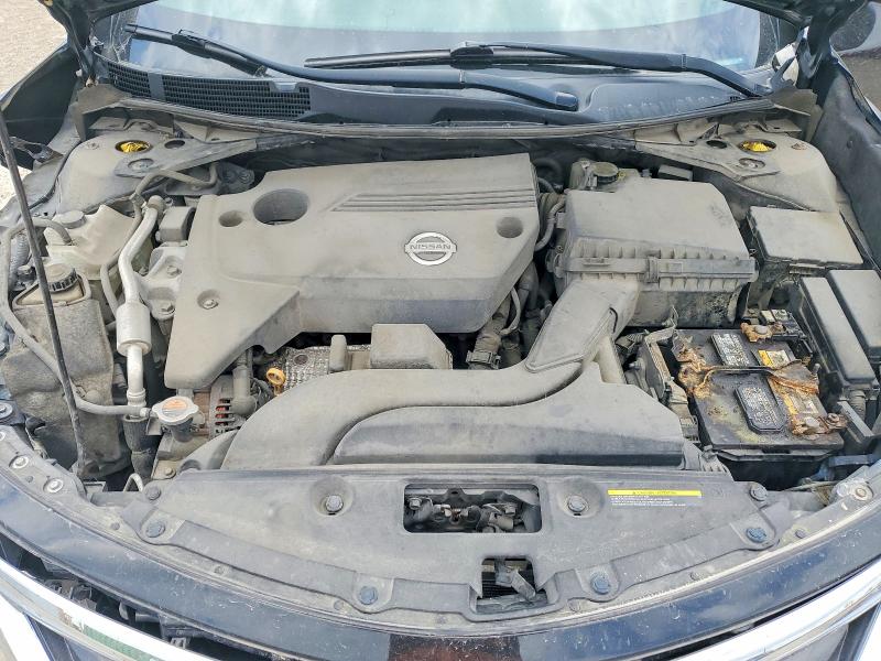 2015 Nissan Altima მანქანა იყიდება აუქციონზე, vin: 1N4AL3AP8FC175943, აუქციონის ნომერი: 52996506