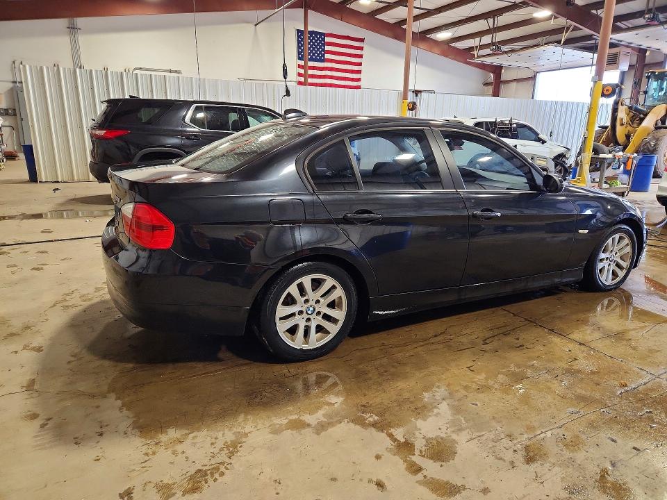 Продажа на аукционе авто 2006 Bmw 325, vin: WBAVB13586PT08351, номер лота: 52319916