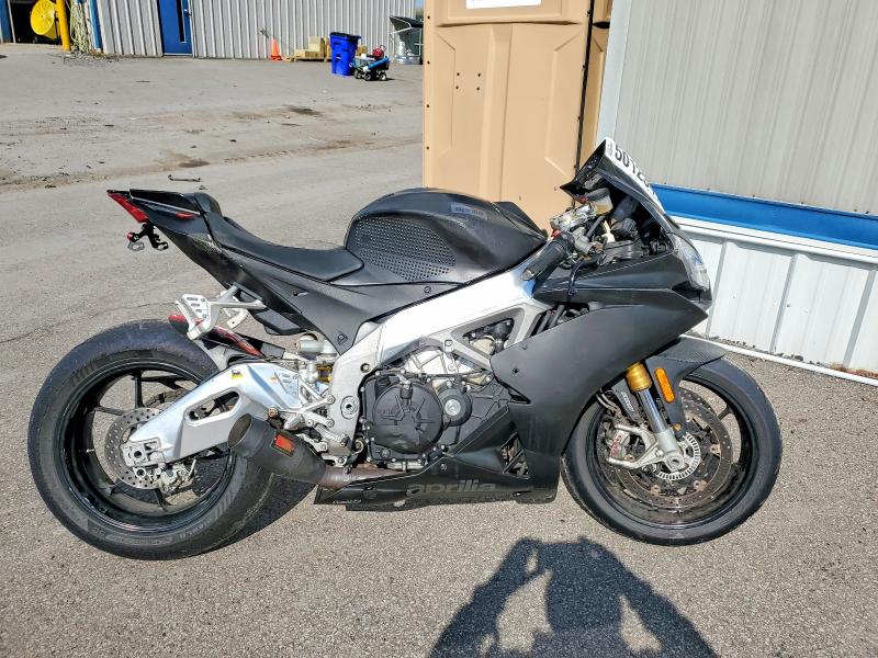 50123416 :رقم المزاد ، ZD4RKUA42ES000365 vin ، 2014 Aprilia Rsv4 مزاد بيع