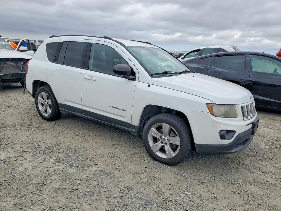2016 Jeep Compass მანქანა იყიდება აუქციონზე, vin: 1C4NJCBA7GD665197, აუქციონის ნომერი: 51317376