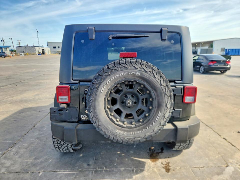 2012 Jeep Wrangler Unlimited მანქანა იყიდება აუქციონზე, vin: 1C4BJWDG8CL215273, აუქციონის ნომერი: 52242066