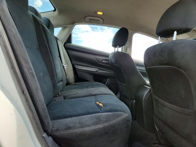 53560886 :رقم المزاد ، 1N4AL3AP9FN878438 vin ، 2015 Nissan Altima مزاد بيع