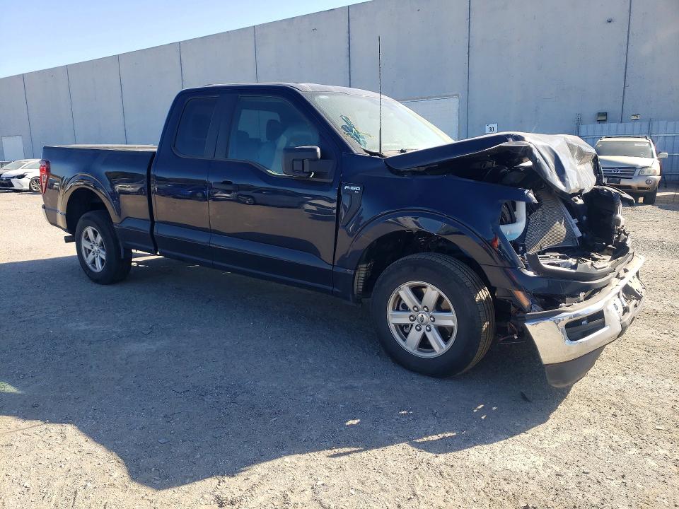 53141326 :رقم المزاد ، 1FTEX1K88SKE35608 vin ، 2025 Ford F150 مزاد بيع