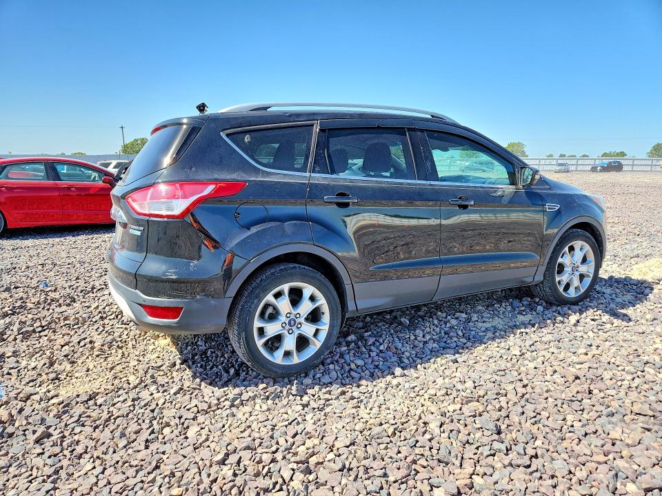 52971586 :رقم المزاد ، 1FMCU0J94FUC42124 vin ، 2015 Ford Escape مزاد بيع