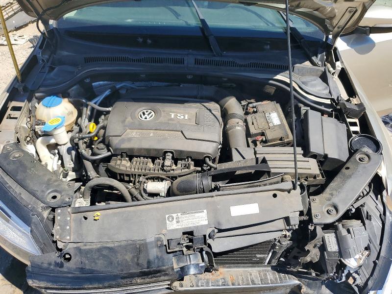 53347106 :رقم المزاد ، 3VWD17AJ1EM270676 vin ، 2014 Volkswagen Jetta مزاد بيع