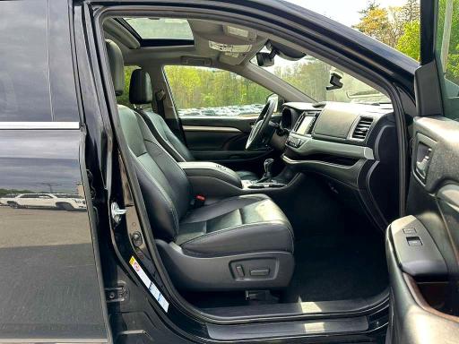 Продажа на аукционе авто 2019 Toyota Highlander Hybrid, vin: 5TDJGRFH9KS062515, номер лота: 48544096