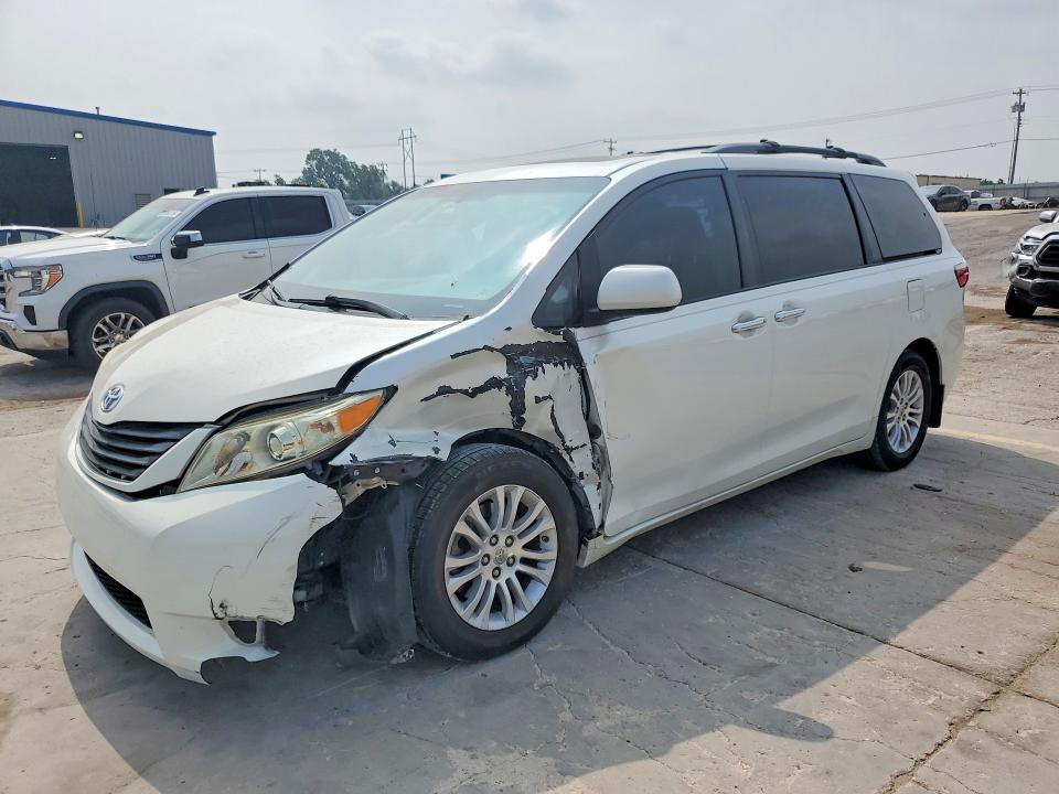 Продаж на аукціоні авто 2015 Toyota Sienna, vin: 5TDYK3DC7FS635709, номер лоту: 53799906