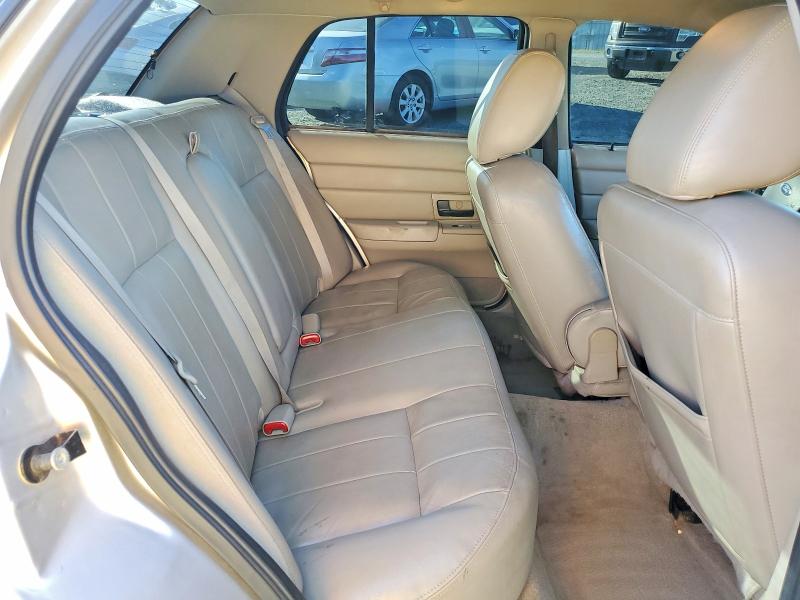 2011 Ford Crown Victoria მანქანა იყიდება აუქციონზე, vin: 2FABP7EV8BX127154, აუქციონის ნომერი: 53296946