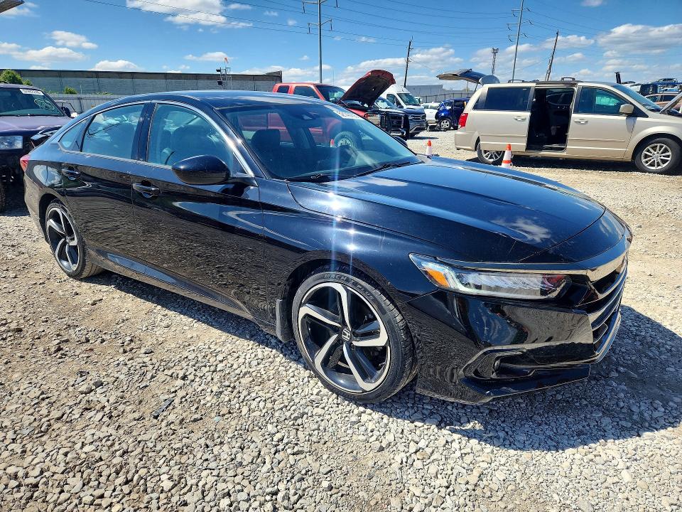 52140706 :رقم المزاد ، 1HGCV1F48NA027772 vin ، 2022 Honda Accord مزاد بيع