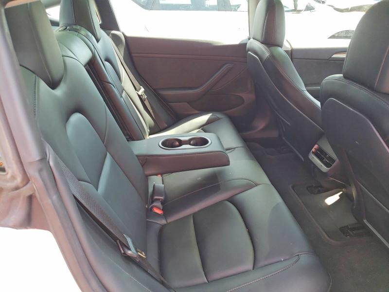52027646 :رقم المزاد ، 5YJ3E1EB0NF233545 vin ، 2022 Tesla Model 3 مزاد بيع