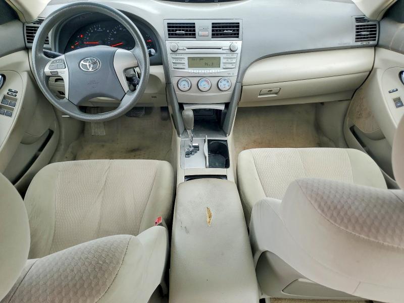 54879226 :رقم المزاد ، 4T1BF3EK2AU097985 vin ، 2010 Toyota Camry مزاد بيع