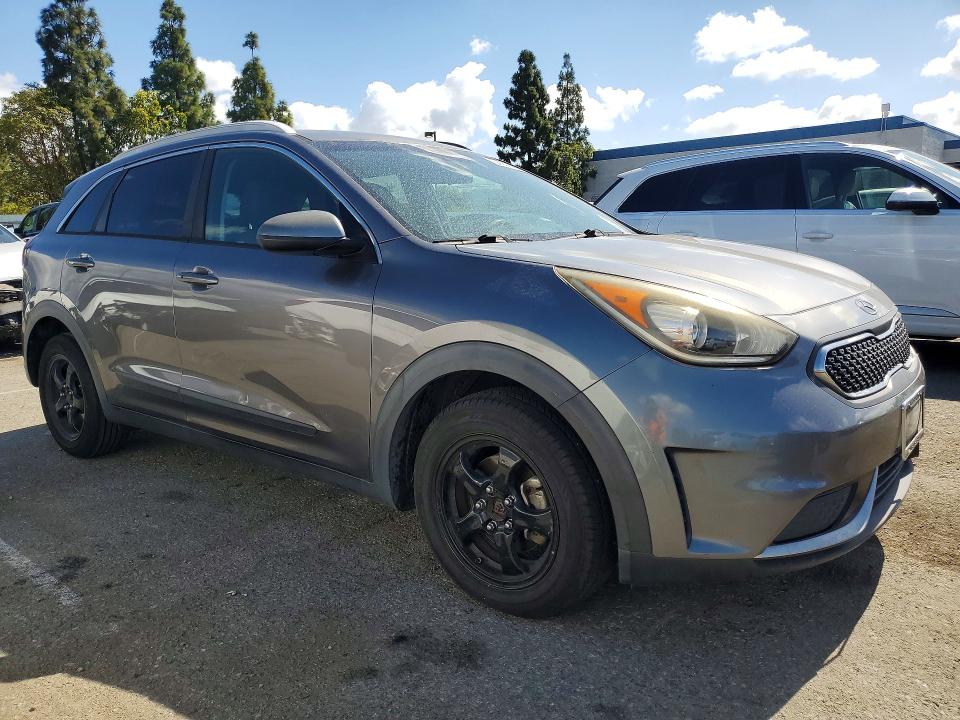 2018 Kia Niro მანქანა იყიდება აუქციონზე, vin: KNDCB3LC6J5161472, აუქციონის ნომერი: 54557466
