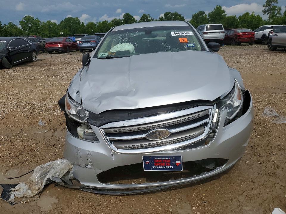 2010 Ford Taurus მანქანა იყიდება აუქციონზე, vin: 1FAHP2DW7AG113483, აუქციონის ნომერი: 54634106