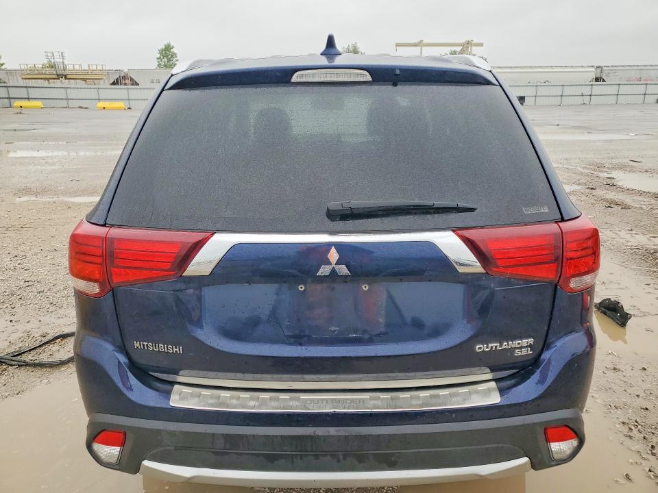 53279396 :رقم المزاد ، JA4AZ3A34HZ051281 vin ، 2017 Mitsubishi Outlander مزاد بيع