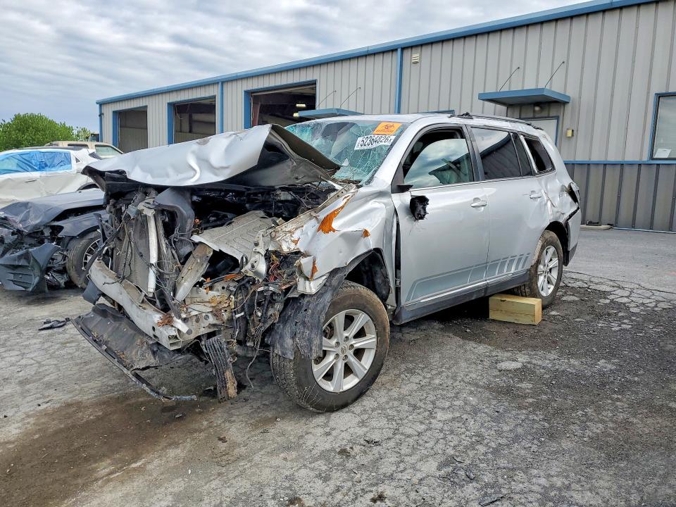 52364826 :رقم المزاد ، 5TDBK3EH7CS112671 vin ، 2012 Toyota Highlander مزاد بيع