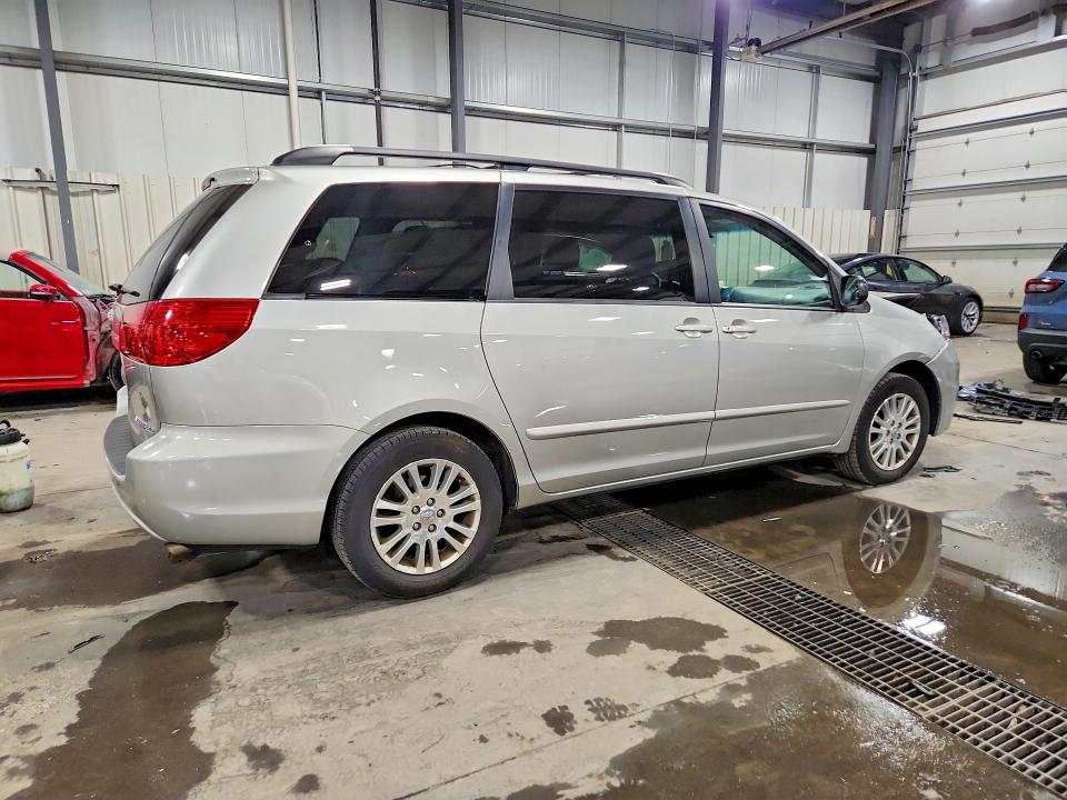 Aukcja sprzedaży 2010 Toyota Sienna, vin: 5TDKK4CC1AS300824, numer aukcji: 52670806