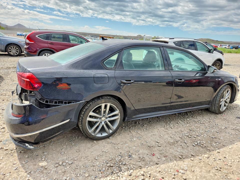 2018 Volkswagen Passat მანქანა იყიდება აუქციონზე, vin: 1VWAA7A31JC000976, აუქციონის ნომერი: 52424576