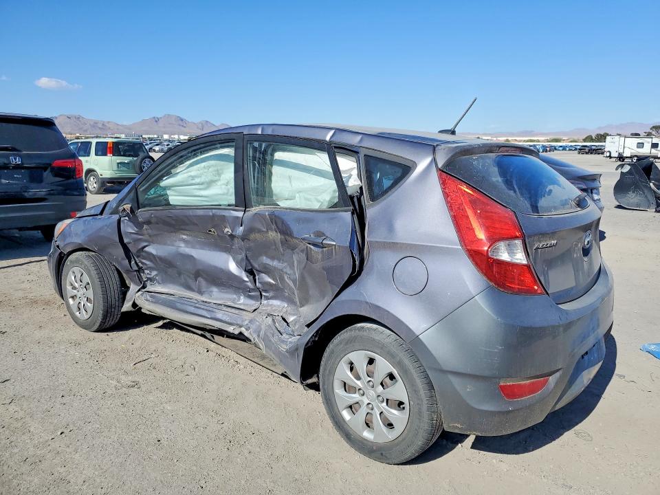 2016 Hyundai Accent მანქანა იყიდება აუქციონზე, vin: KMHCT5AE8GU275433, აუქციონის ნომერი: 52758166