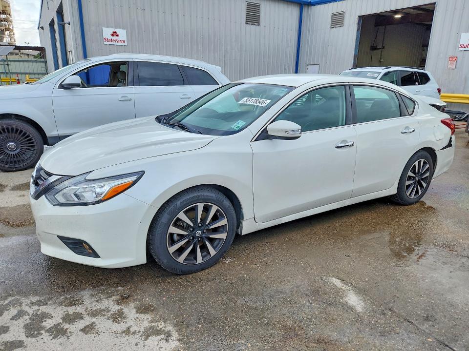 Продажа на аукционе авто 2018 Nissan Altima, vin: 1N4AL3APXJC266219, номер лота: 55178546