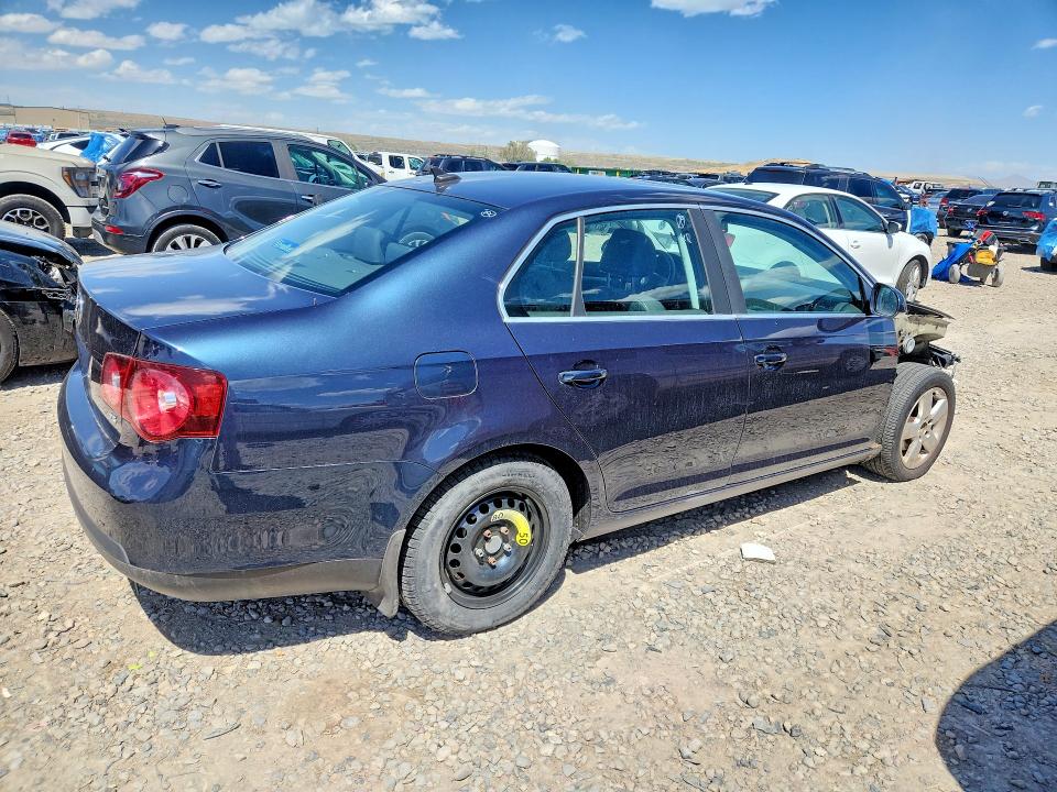 2008 Volkswagen Jetta მანქანა იყიდება აუქციონზე, vin: 3VWRZ71K58M155896, აუქციონის ნომერი: 55014226