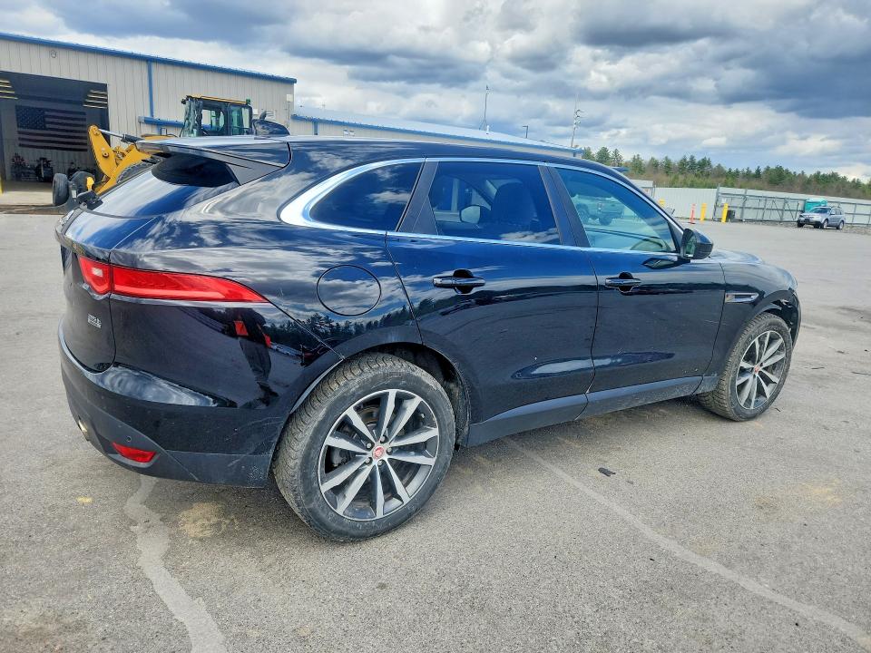 Продажа на аукционе авто 2017 Jaguar F-pace, vin: SADCK2BV8HA090942, номер лота: 52551536
