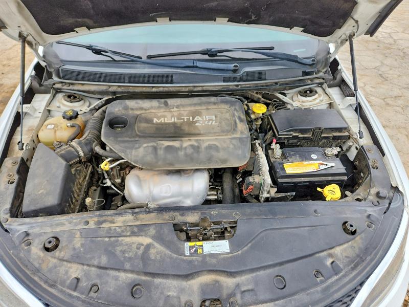 2015 Chrysler 200 მანქანა იყიდება აუქციონზე, vin: 1C3CCCAB3FN608472, აუქციონის ნომერი: 54623266