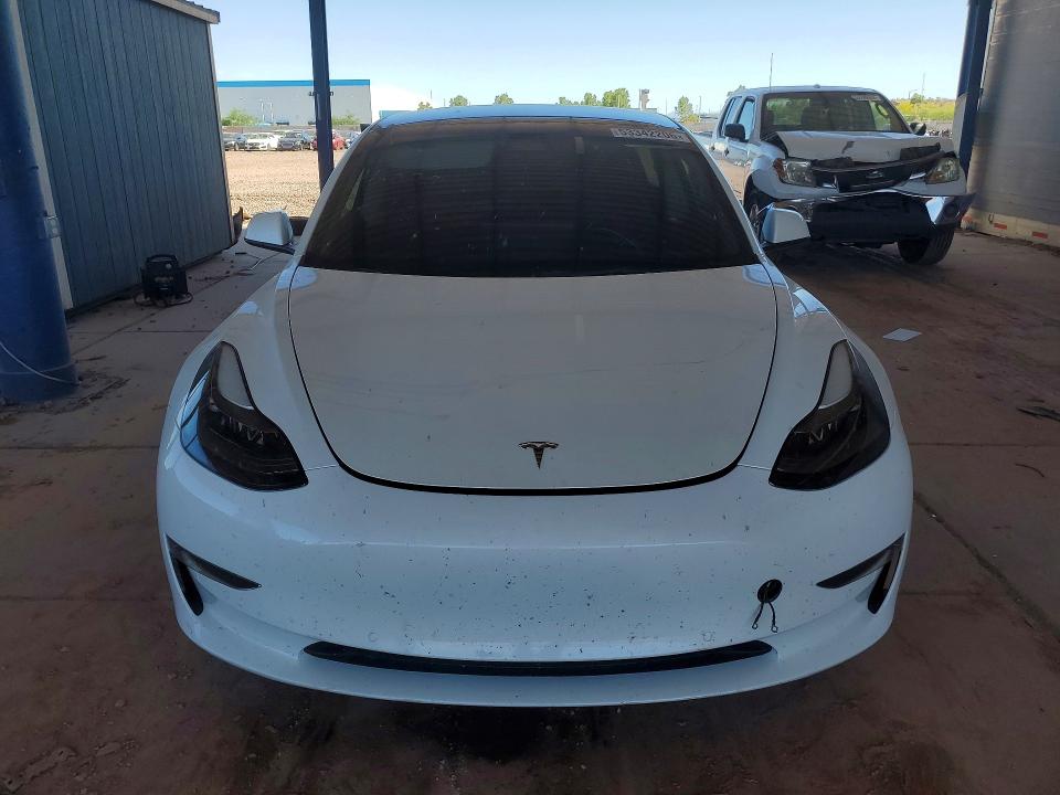 2022 Tesla Model 3 მანქანა იყიდება აუქციონზე, vin: 5YJ3E1EB0NF160239, აუქციონის ნომერი: 53342206
