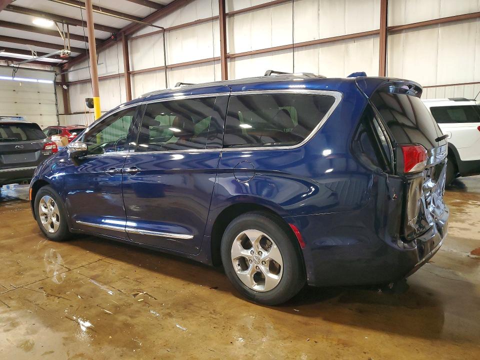 Продаж на аукціоні авто 2018 Chrysler Pacifica, vin: 2C4RC1N76JR229512, номер лоту: 52255366