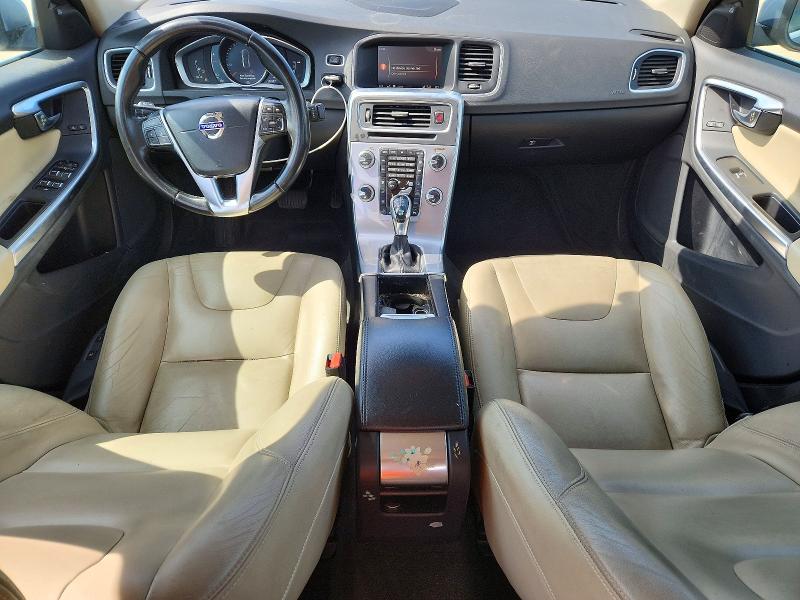 2018 Volvo S60 მანქანა იყიდება აუქციონზე, vin: LYV402TK2JB185618, აუქციონის ნომერი: 52130356