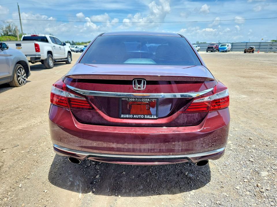 Продажа на аукционе авто 2017 Honda Accord, vin: 1HGCR2F56HA241506, номер лота: 52805796