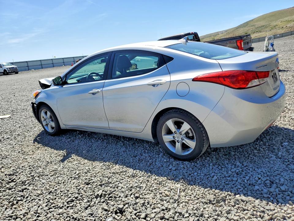 52251756 :رقم المزاد ، KMHDH4AE0DU685428 vin ، 2013 Hyundai Elantra مزاد بيع