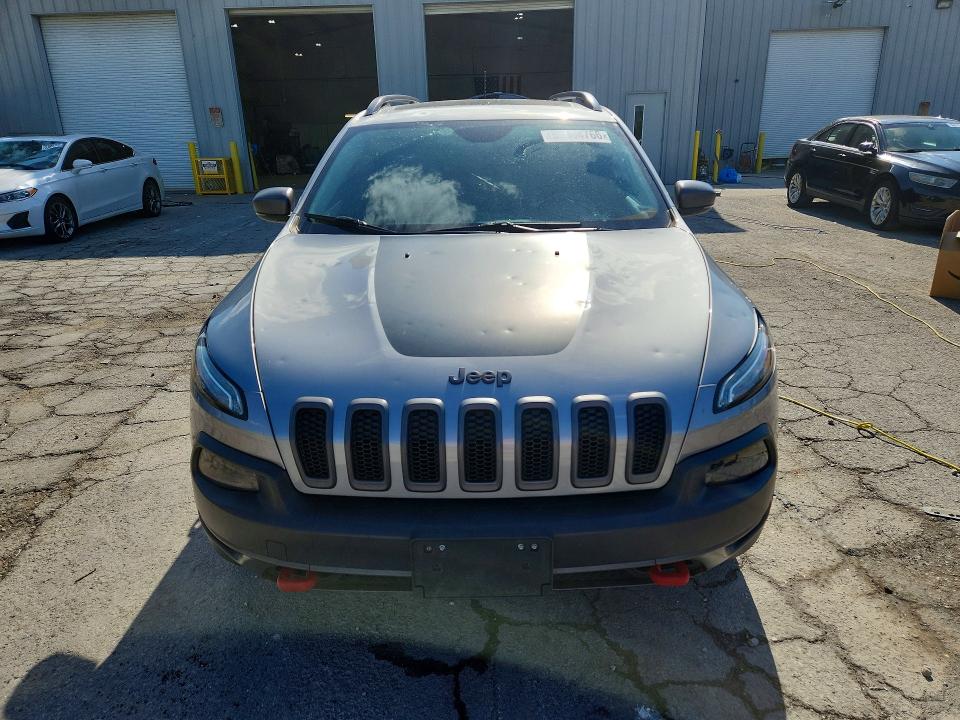 53064766 :رقم المزاد ، 1C4PJMBS3GW253841 vin ، 2016 Jeep Cherokee مزاد بيع